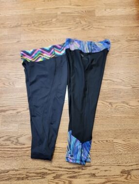 Fila & N.Y.L Black Capri Leggings with Multicolor Waistband and Hem